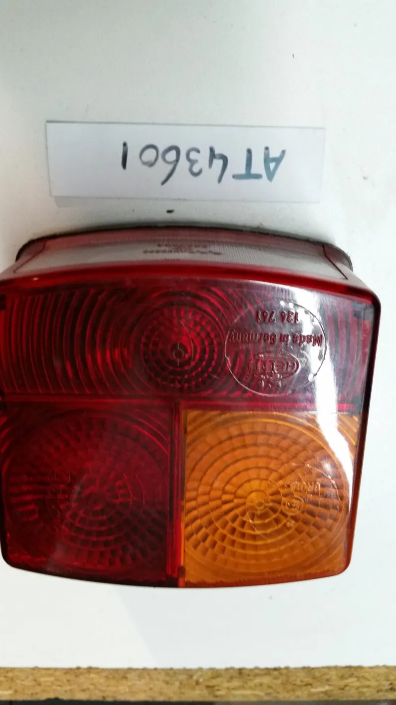 AT43601 John Deere AT43601 Tail light